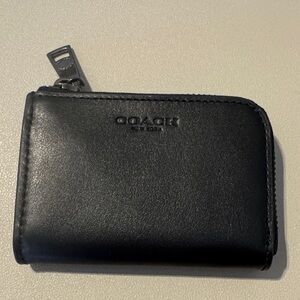 Coach Black Leather Zip Wallet w/ gunmetal zipper